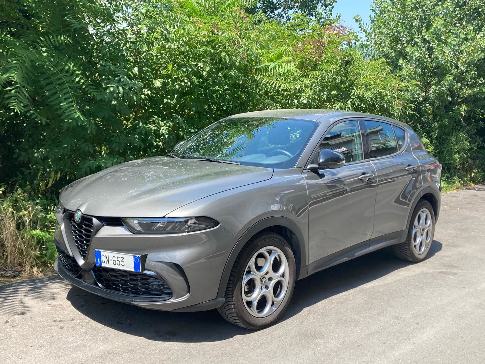 Alfa Romeo TONALE 1.6 SUPER usata come nuova - Noleggiata a lungo termine da Paint & Parts